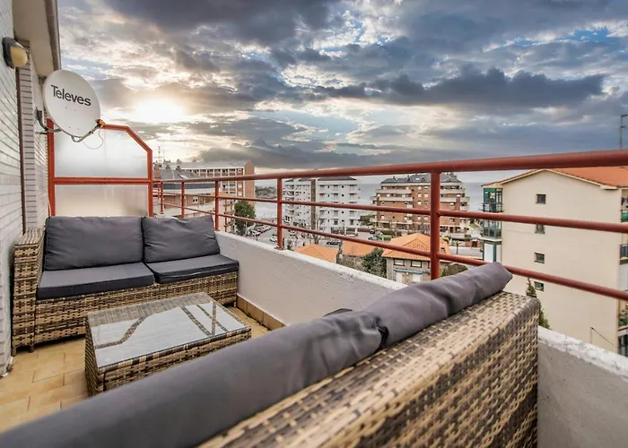 Con Terraza Y Vistas Al Mar Διαμέρισμα